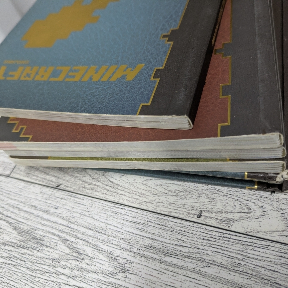 Minecraft Hardcover Book Set - Picture 11 of 11